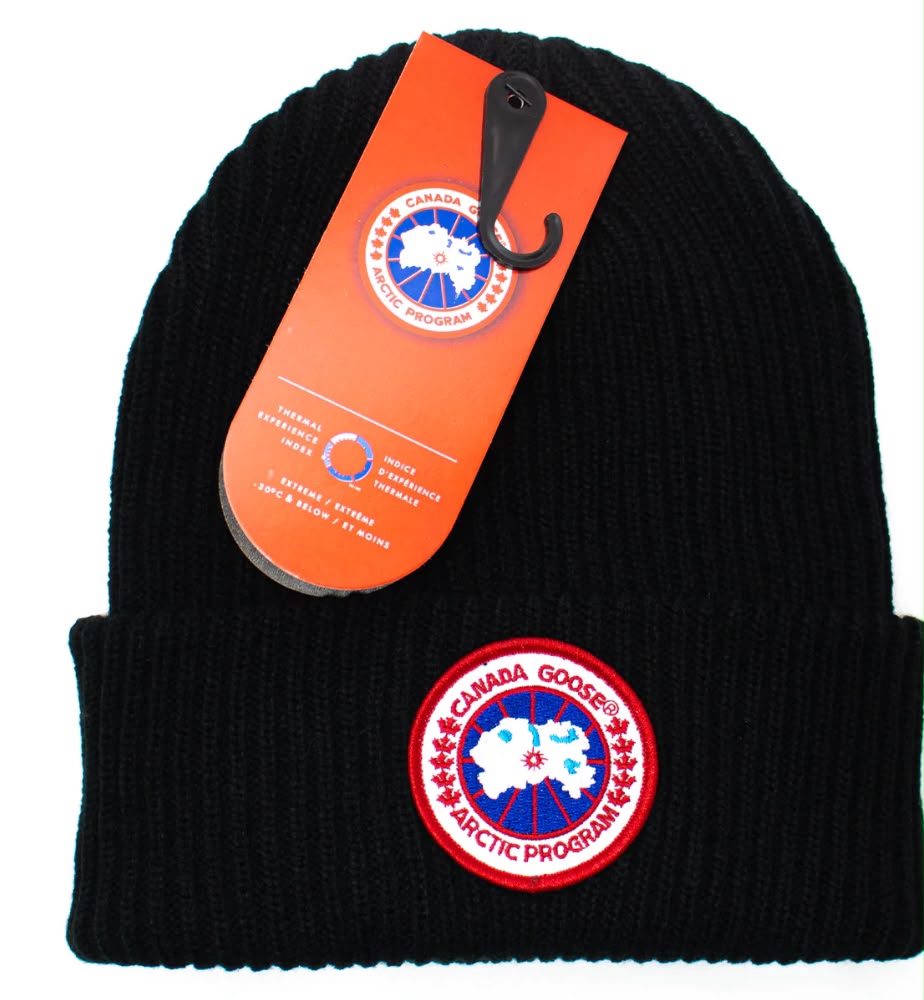 Canada Goose Beanie – Warm & Comfortable Knitted Beanie – Multiple Colors